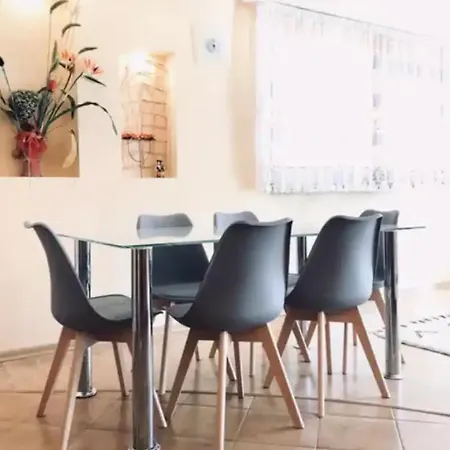 Dom Pod Skrzycznem Z Prywatnym Ogrodkiem Appartement