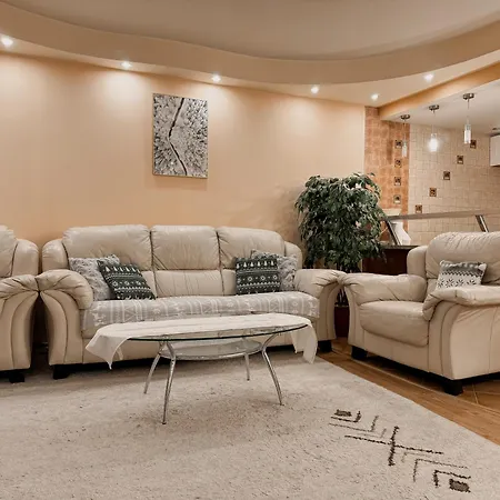 Dom Pod Skrzycznem Z Prywatnym Ogrodkiem *