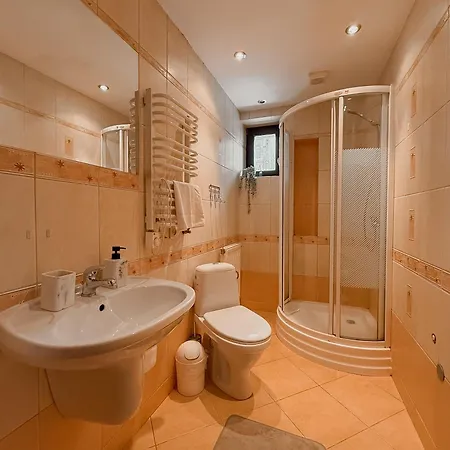 Appartement Dom Pod Skrzycznem Z Prywatnym Ogrodkiem